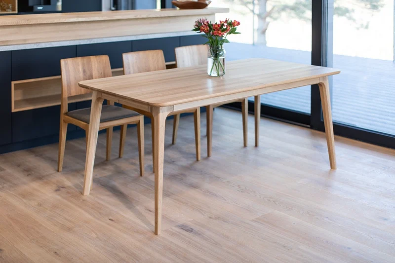 Table de salle à manger fixe en chêne massif TOKIO | VESKOR
