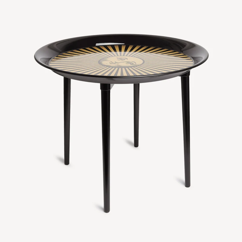 Tray holder