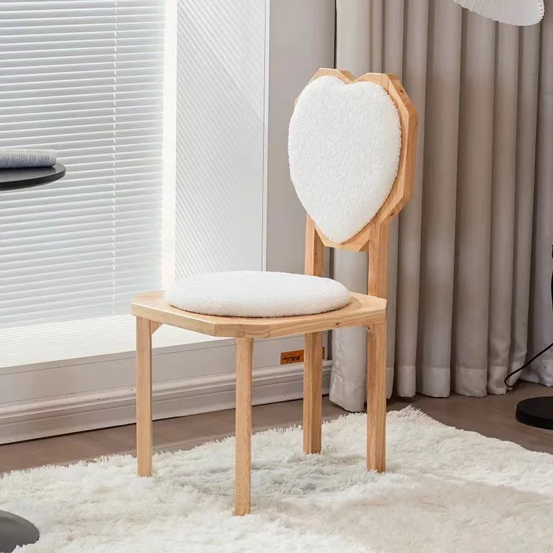 Contemporary Creative Heart Shape Sherpa Fabric Rubberwood Sponge Dining Chair Backrest Armless For Dining Room