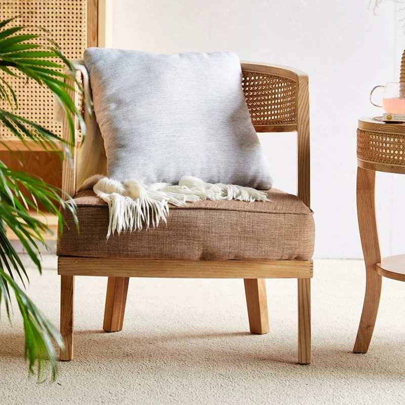 Contemporary Retro Ash Wood Frame Cotton & Linen Upholstery Rattan Weaving Arc Back Accent Chair For Living Room