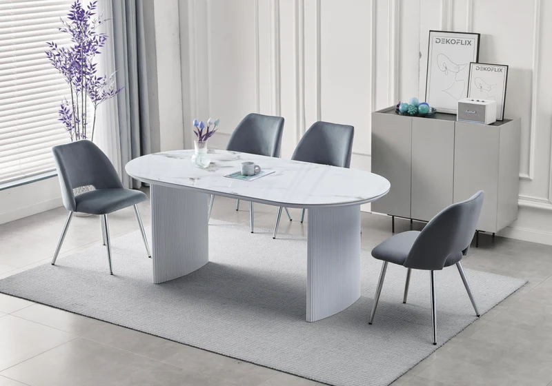 Ensemble table marbre beige et chaises argent – Kara