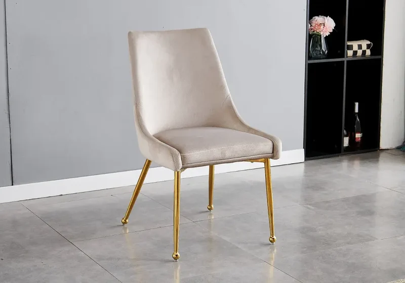 Chaises velours taupe à poignée pieds dorés - Gema x4