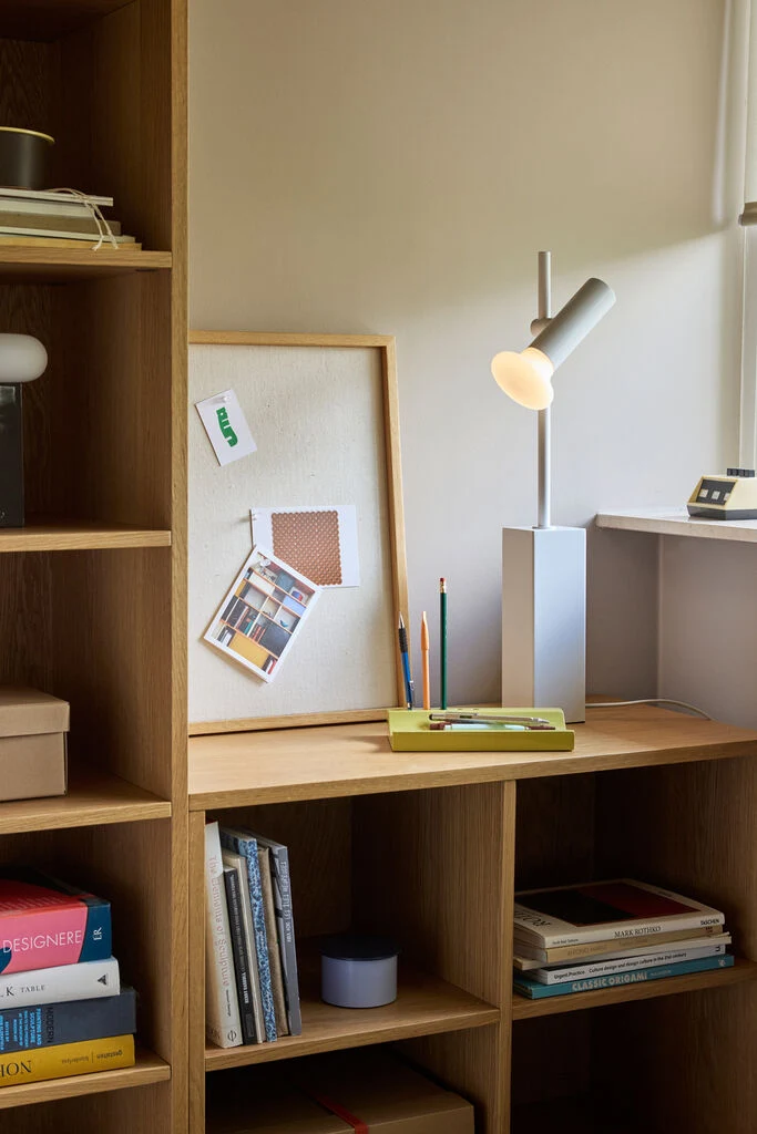Lampe de table gris clair