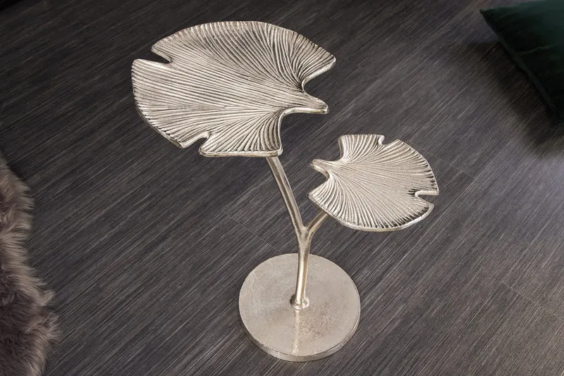 Table d'appoint décorative FEUILLES DE GINKGO 50cm en métal argenté fait main