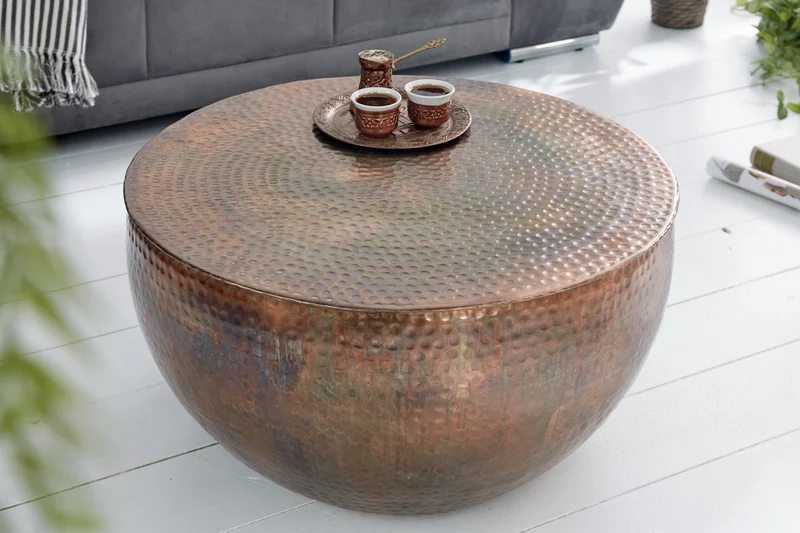 Table basse ronde ORIENT II 60cm en métal flammé cuivré martelé design fait main