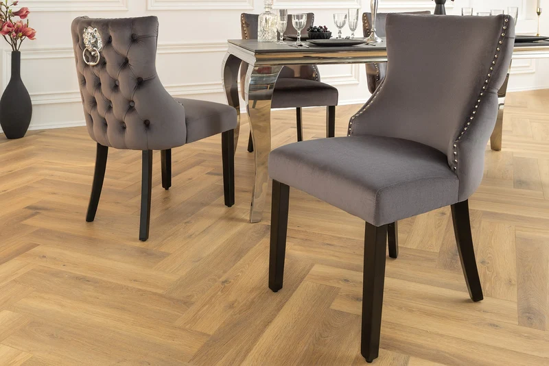 Lot de 2x fauteuils Chesterfield CASTLE DELUXE en velours gris avec rivets tête de lion