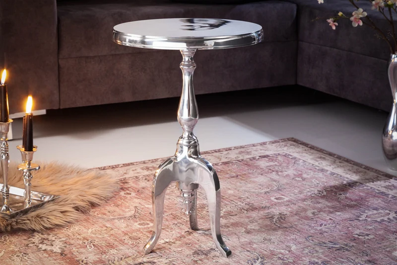 Élégante table d'appoint SAVOY 55cm argent poli trépied avec plateau rond
