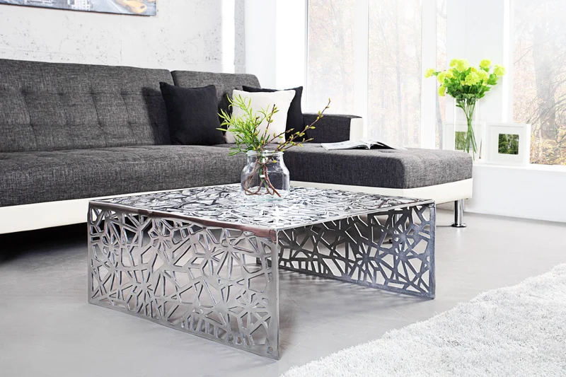 Table basse artisanale ABSTRACT 60cm en aluminium couleur argent au design Gap