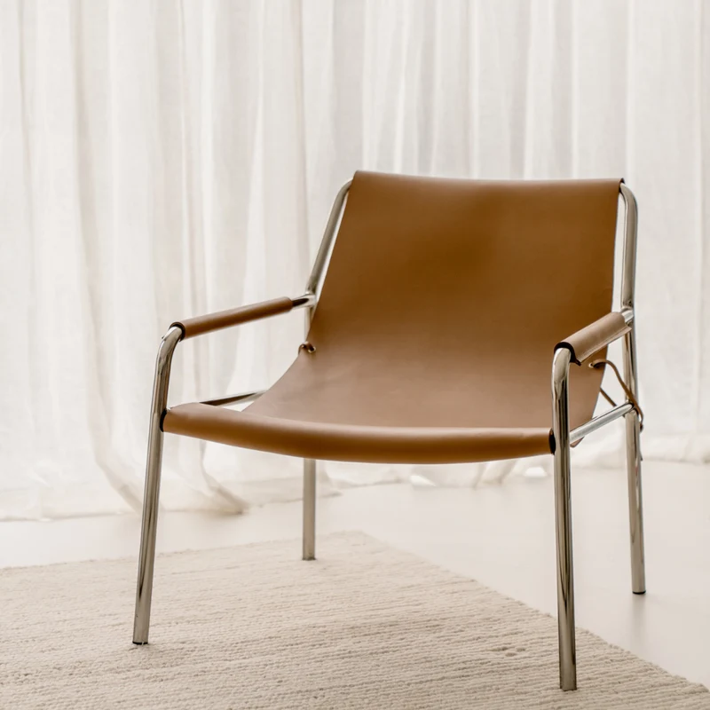 Fauteuil Azur - B78 cm - cadre en acier brossé - cuir Cognac clair