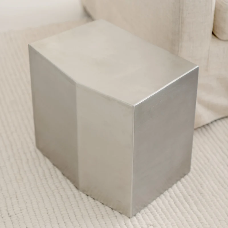 Table basse en acier - Creully - Brutalisme moderne - Acier inoxydable