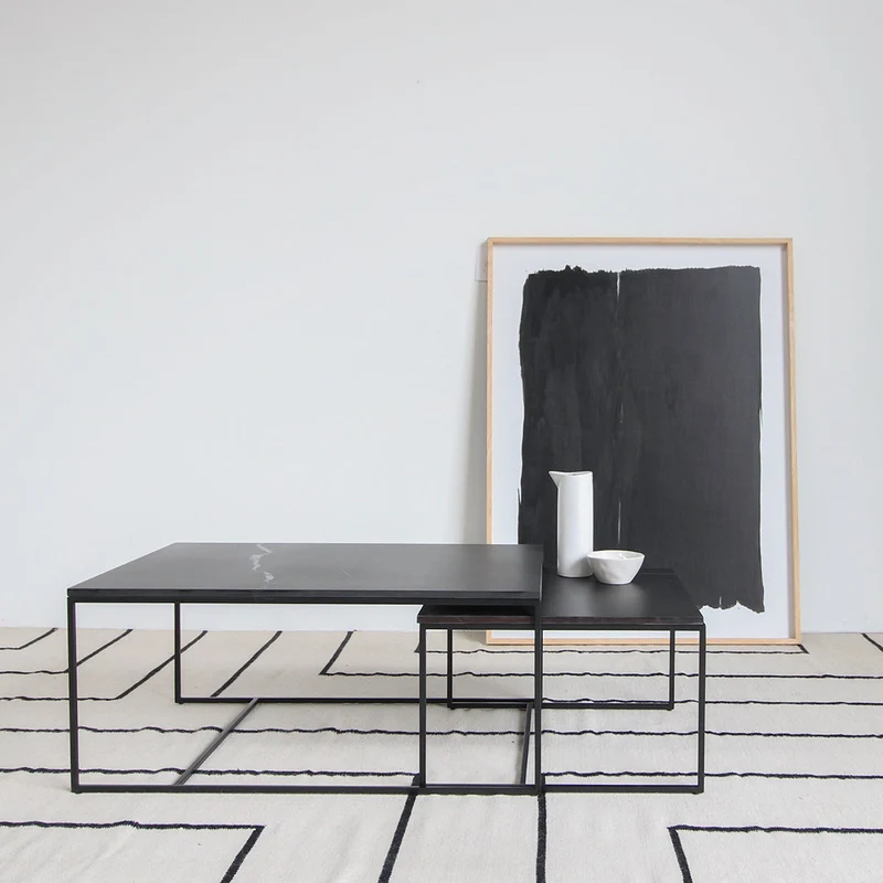 Table Basse en Céramique - Miles - Céramique Noire - 55x55x35cm