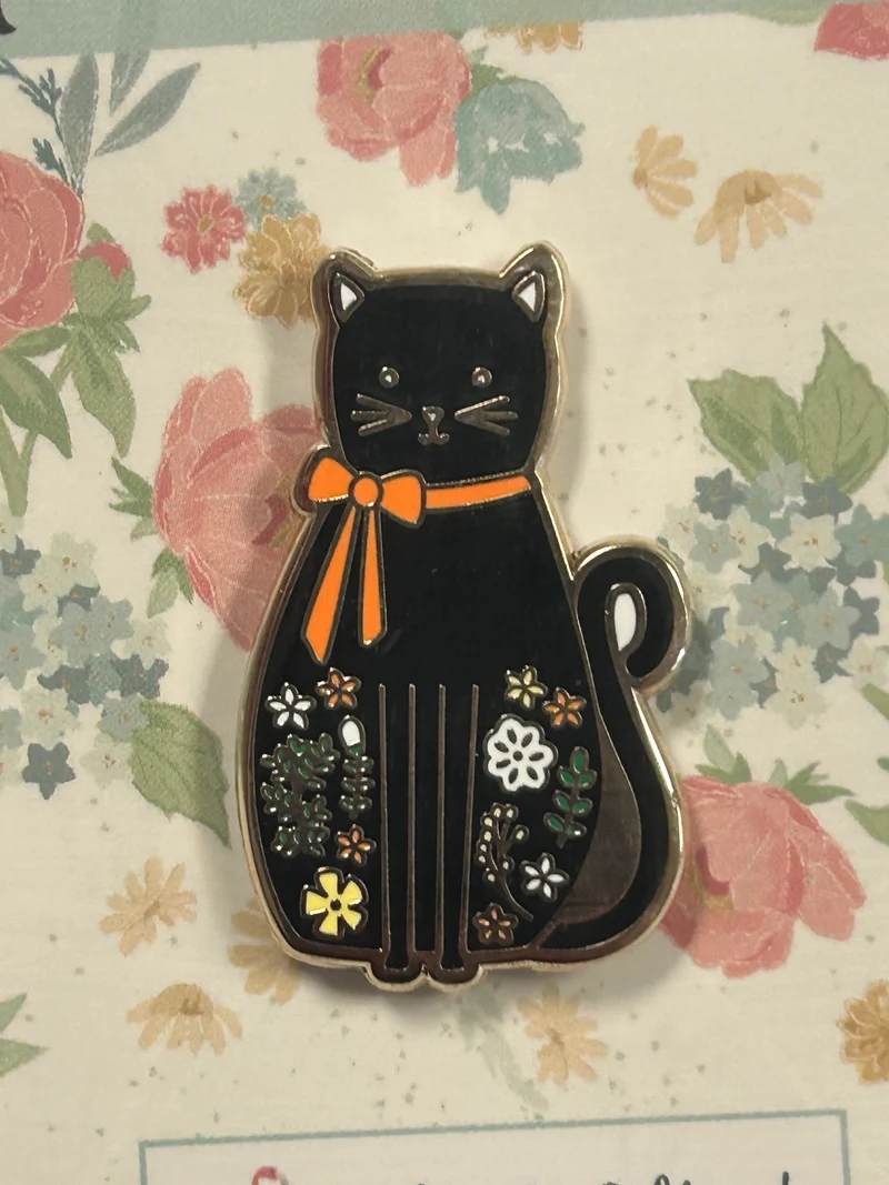 Black Cat Needle Minder
