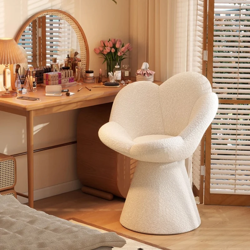 Contemporary Scandinavian Lamb Fleece Fabric Wood Sponge Round Petal-Shaped Swivel Backrest Armrest Vanity Stool For Living Room & Bedroom