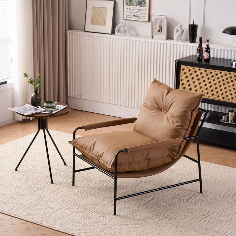 Contemporary Retro Curve Carbon Steel Cat Scratch Leather Accent Chair With Backrest Armrest For Living Room