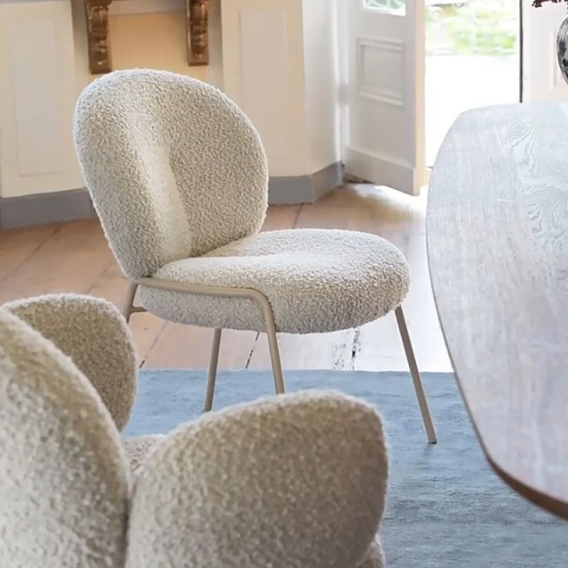 Modern Minimalist Oval Foam Cushion Sherpa Fabric Carbon Steel Dining Chair Backrest For Dining Room