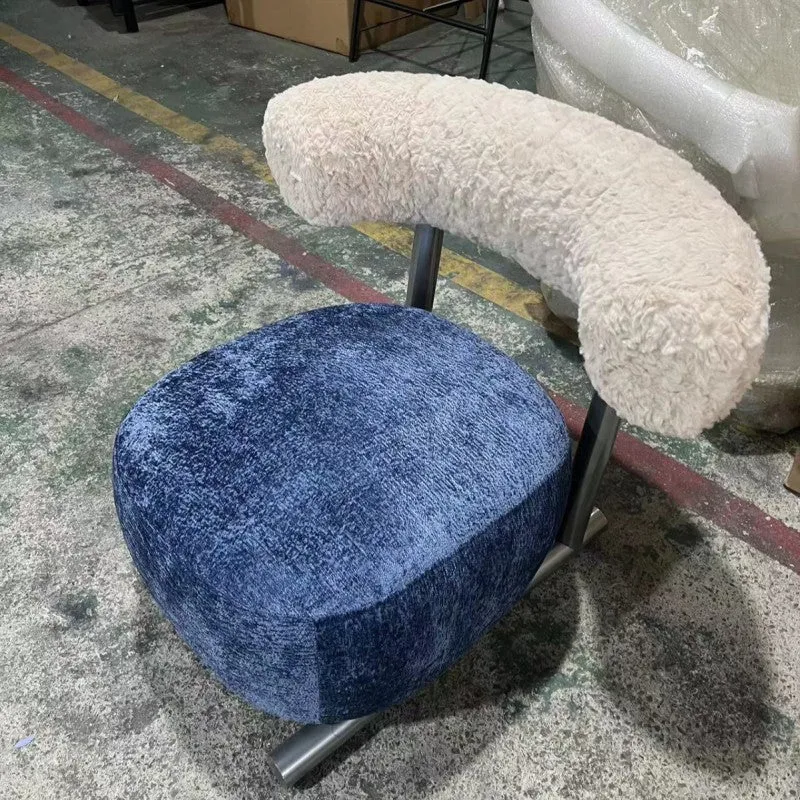 Modern Minimalist Rectangular Sherpa Fabric Carbon Steel Sponge Accent Chair Backrest For Living Room